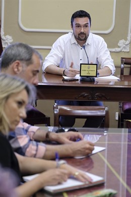 Martín Vila en rueda de prensa