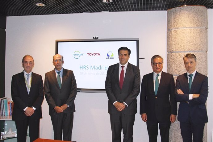 Economía/Motor.- Toyota, Enagás y Urbaser instalarán la primera estación de hidrógeno de España para turismos