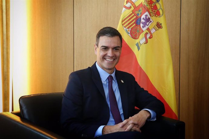 El presidente del Gobierno en funciones, Pedro Sánchez, se reune con el presiden