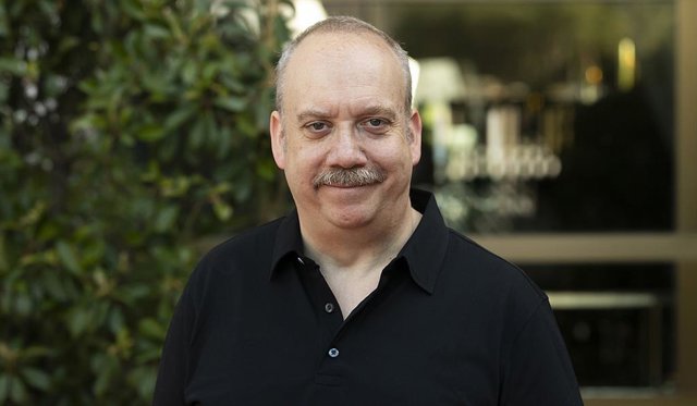 Paul Giamatti: "Es estúpido vetar las películas de streaming en los grandes premios"