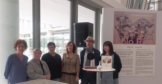 La Biblioteca de Navarra recibe en donación la biblioteca personal de Lolo Rico, guionista de 'La bola de cristal'