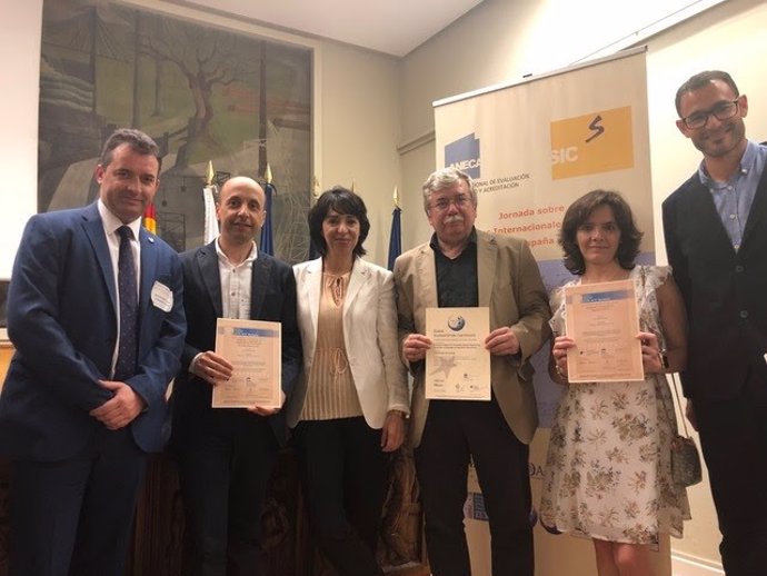 Granada.- Tres Grados de la UGR reciben el Sello Internacional de Calidad