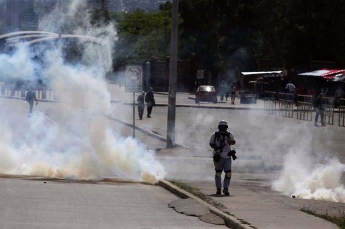 Dos muertos en las protestas contra Hernández en Honduras