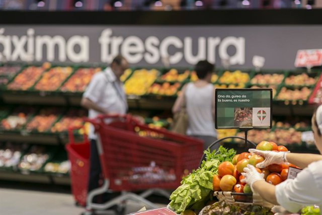 Baratzegintzaren errentagarritasuna hobetzeko proiektu bat lantzen ari dira Eroski eta euskal ekoizleak