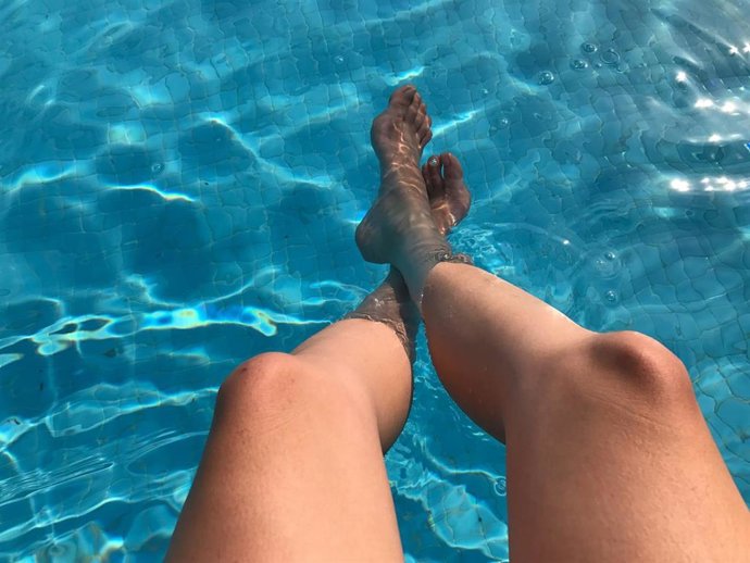 Refrescarse frente a las altas temperaturas en Galicia.