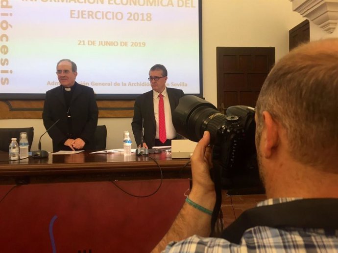 Sevilla.-Sube un 17 por ciento la contribución de las hermandades al fondo diocesano pero sólo aportan 126 de más de 600