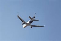 Lufthansa se une a otras aerolíneas y evitará sobrevolar el Estrecho de Ormuz