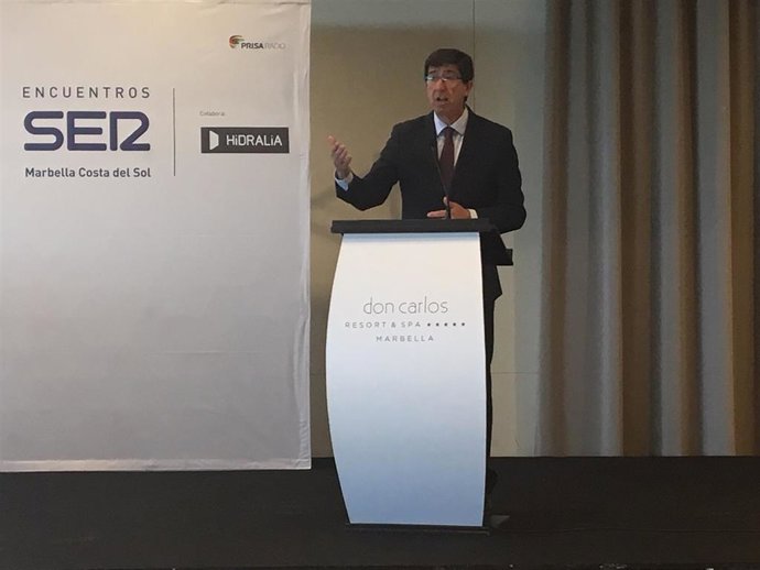 El vicepresidente de la Junta de Andalucía y consejero de Turismo, Regeneración, Justicia y Administración Local, Juan Marín, participa en un desayuno informativo de Cadena Ser
