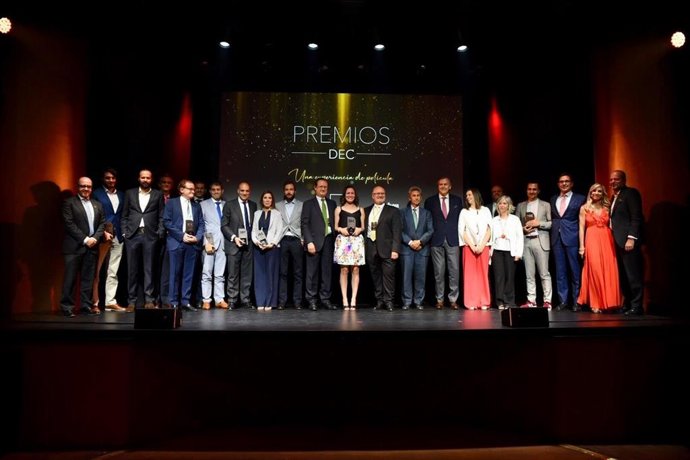 Aena recibe un premio por la implantación de reconocimiento facial en el Aeropuerto de Menorca.