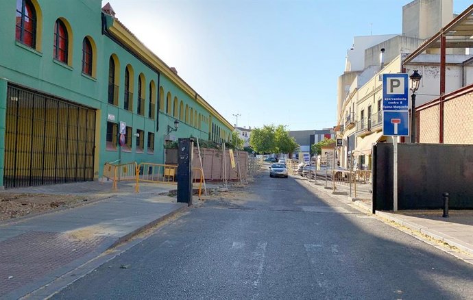 Sevilla.- AxSí de Alcalá acusa al PSOE de talar los árboles del Callejón del Huerto como "opción más rápida y barata"