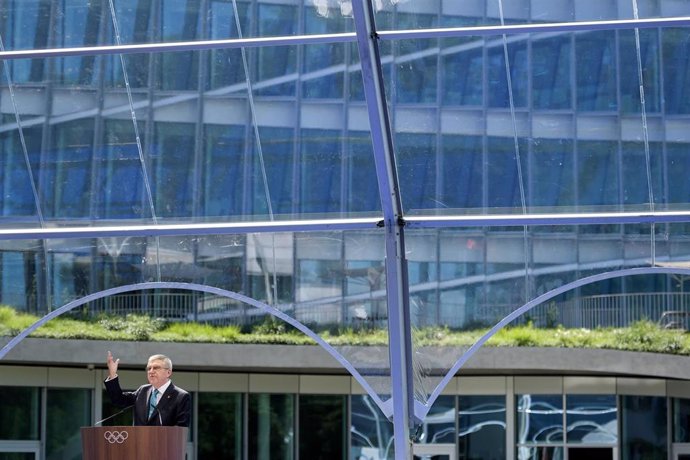 El presidente del Comité Olímpico Internacional (COI), Thomas Bach, inaugura la nueva sede en Lausana