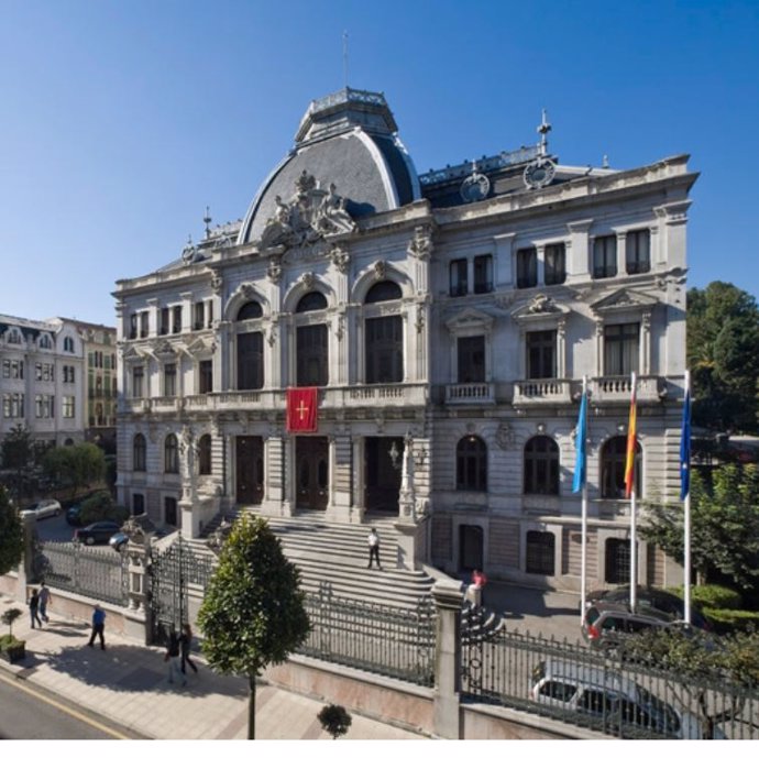 Imagen del edificio de la Junta General del Principado de Asturias.