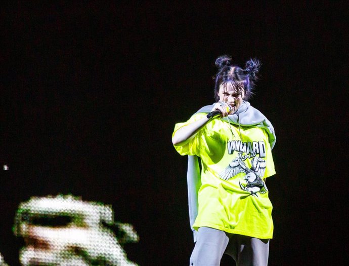 23 June 2019, US, Atlanta: US singer Billie Eilish performs during a live concert at Atlanta's State Bank Amphitheatre at Chastain Park. Photo: Ryan Fleisher/Imagespace via ZUMA Wire/dpa