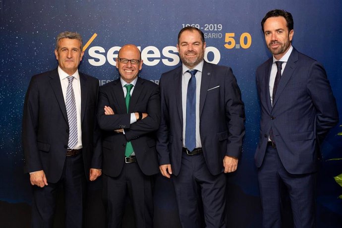 Acuerdo de Seresco, Sage y Cámara de Comercio de Oviedo.