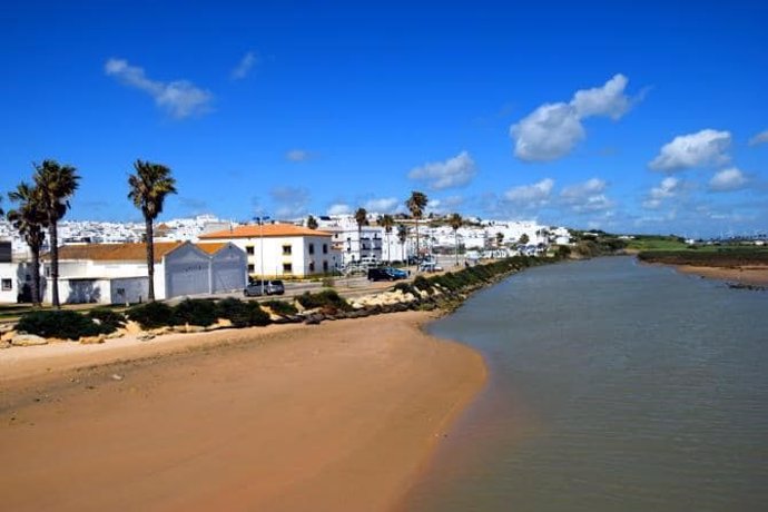 Desembocadura del río Salado en Conil de la Frontera