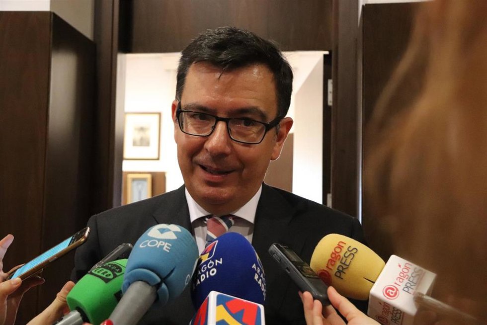 El exministro de Economía Román Escolano.