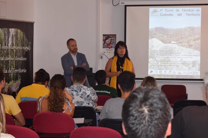 Málaga La Noria curso de custodia del territorio formación pionera contra despoblación rural y cambio climático