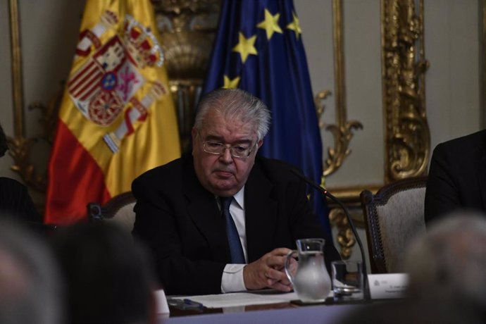 El presidente del Tribunal Constitucional, Juan José González Rivas, durante la presentación en Madrid del libro Comentarios a la Constitución Española y la campaña institucional puesta en marcha por el Ministerio de Justicia para la conmemoración del 4