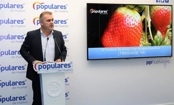 Huelva.-PP critica al Gobierno por "cerrar el grifo del trasvase" y al PSOE de "engañar" a los agricultores del Condado