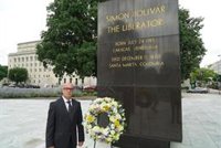 El opositor venezolano Iván Simonovis confirma que se encuentra en libertad