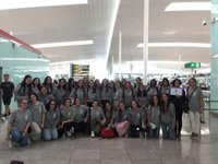 Viatgen a Barcelona 24 alumnes de l'accident a la Costa d'Ivori