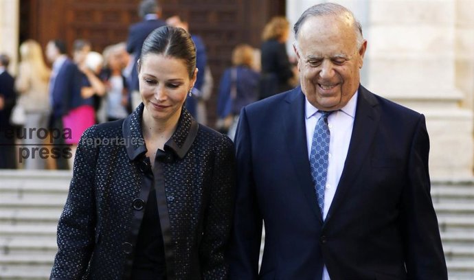 CARLOS FALCÓ Y ESTHER DOÑA