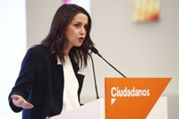 Arrimadas reitera el 'no' al PSOE i recalca que els que canvien de criteri són Roldán, Igea i Garicano
