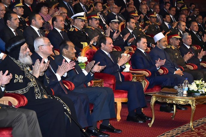 Abdelfatá al Sisi preside una ceremonia policial