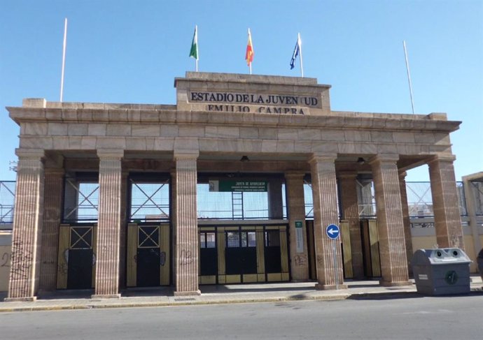 Entrada al Estadio de la Juventud Emilio Campra de Almería