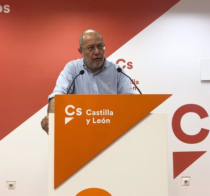 España.- Igea defiende la abstención de Cs en la investidura de Sánchez condicionada a un acuerdo programático previo