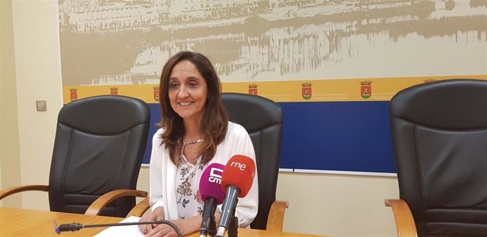 La portavoz del equipo de Gobierno de Talavera, Flora Bellón, en rueda de prensa
