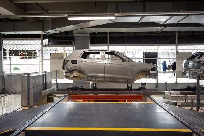 Economía/Motor.- UGT estudiará la propuesta de Volkswagen Navarra para un tercer