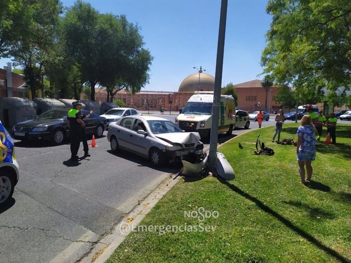 Accidente vial en Sevilla Este