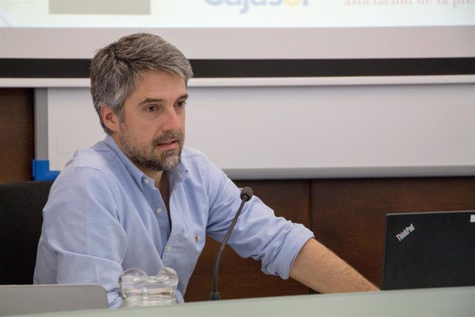 Carlos Franganillo, periodista de TVE en los cursos de verano de la UPO