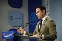 El PP asegura que cumplirá su pacto con Vox, pero pide tiempo y no aclara qué cargos les darán