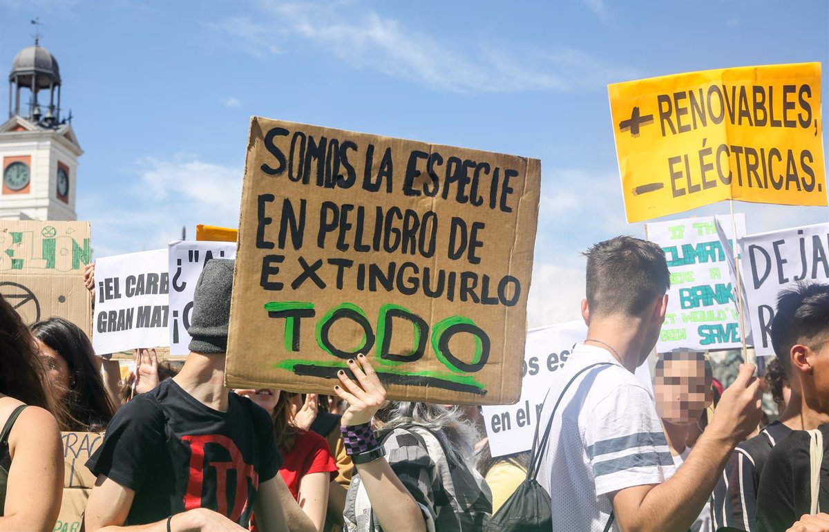 El Movimiento Estudiantil 'Fridays For Future' Cambia De Estrategia Y ...