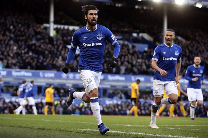 Everton midfielder Andre Gomes (8) celebrates his equalising goal 1-1 during the English championship Premier League football match between Everton and Wolverhampton Wanderers on February 2, 2019 at Goodison Park in Liverpool, England - Photo Craig Gall