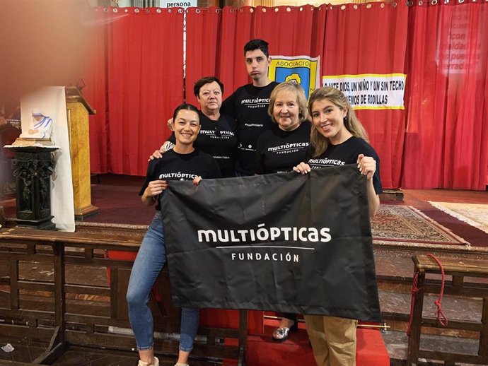 Fundación Multiópticas y Mensajeros de la Paz atienden a más de 300 personas en comedores sociales de Madrid
