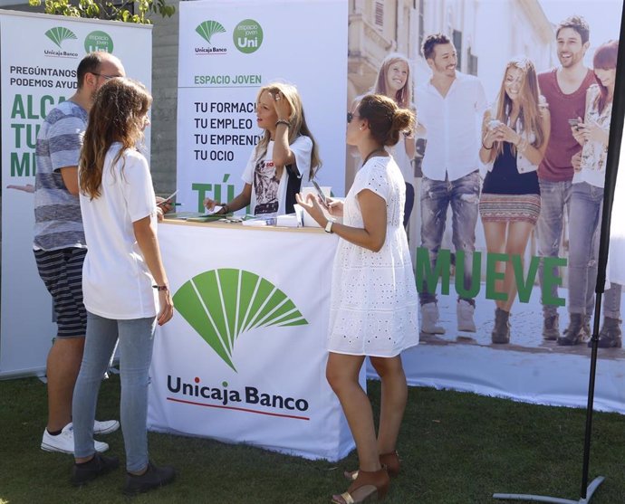 Unicaja Banco lanza el aval bancario para el alquiler joven.