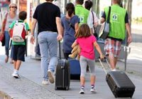 Casi dos millones de españoles pagarán a plazos las vacaciones