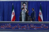 Jamenei insiste en que Irán no cederá ante los "insultos" de EEUU y no negociará