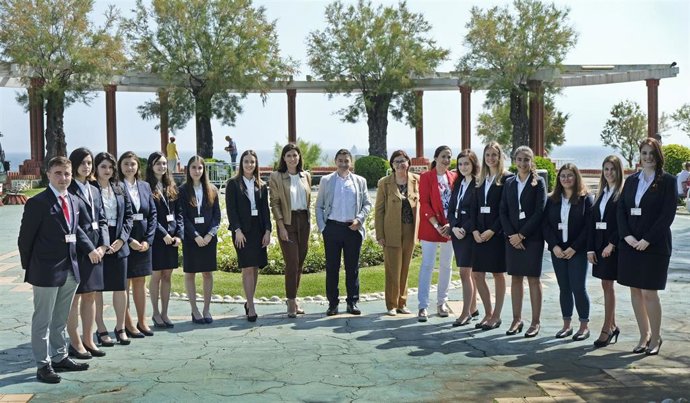 Presentación del dispositivo turístico de Santander para el verano