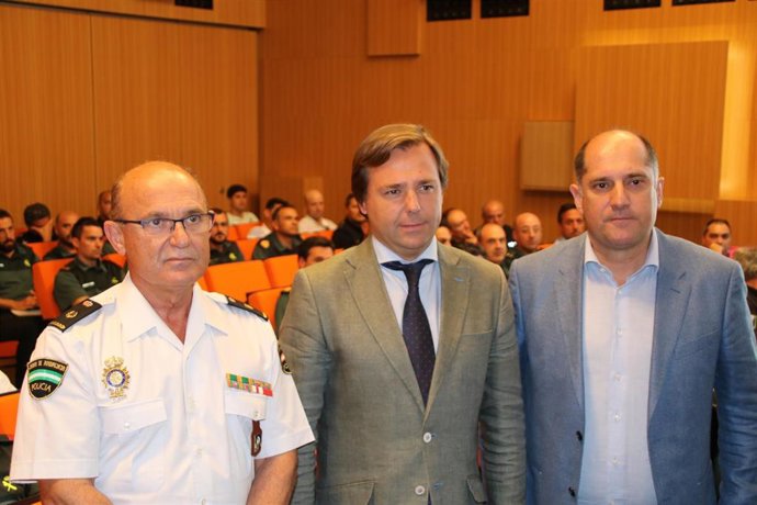 Repullo (centro), en la jornada formativa para presidentes y delegados de autoridad en espectáculos taurinos