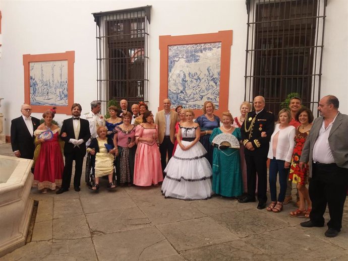 Usuarios de Centros de Participación Activa de Sevilla representan 'La Traviata'
