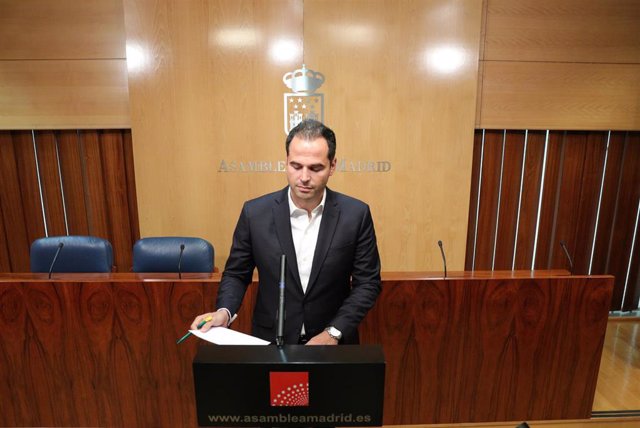 El portavoz de Ciudadanos en la Asamblea de Madrid, Ignacio Aguado, en rueda de prensa.