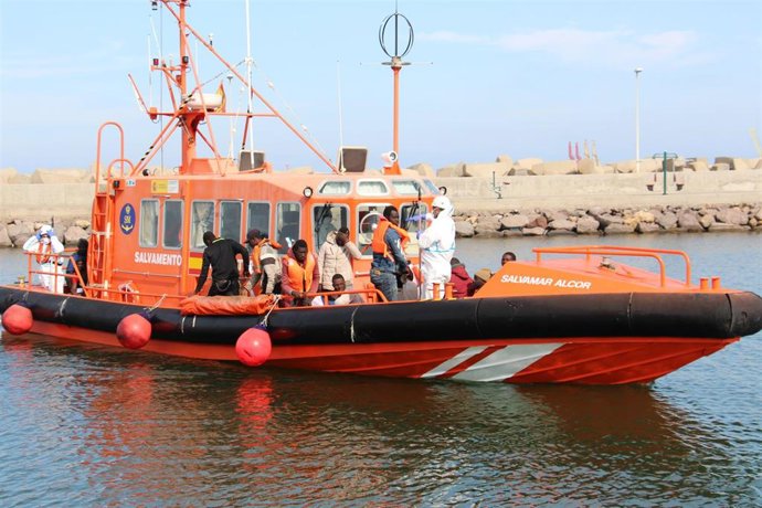 Rescate de 50 personas efectuado por la Salvamar Alcor a principios de junio de 2019