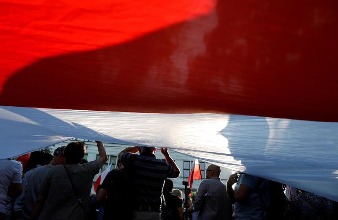 Protesta contra el Gobierno polaco en Varsovia