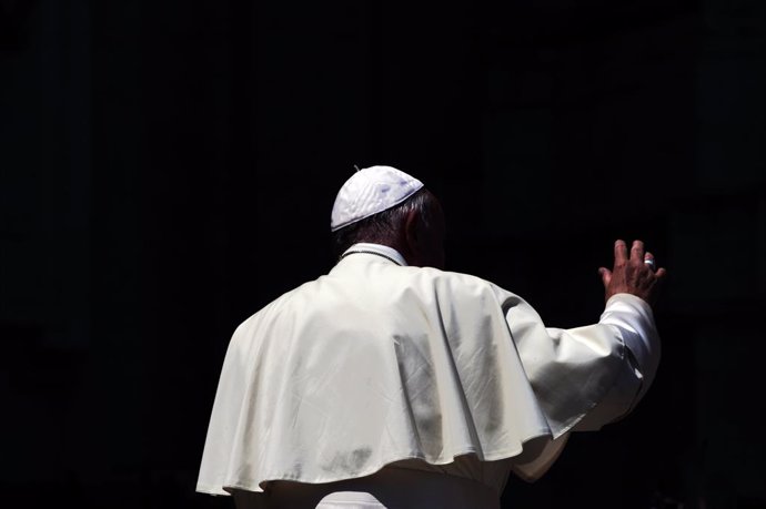 El Papa en la FAO: "La falta de alimento y agua no es un problema interno de un 