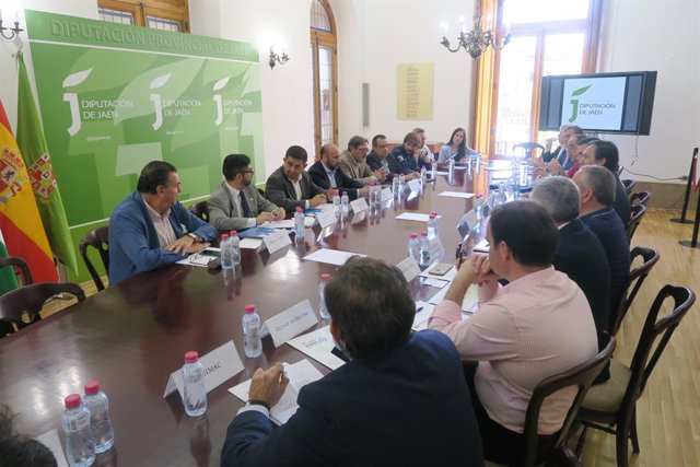 Reunión con el representante del Consejo de Desarrollo Económico del Centro de Florida.