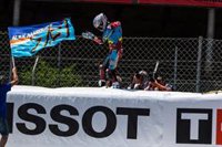 Àlex Márquez busca en Assen el póquer en Moto2 y Arón Canet abrir brecha en Moto3